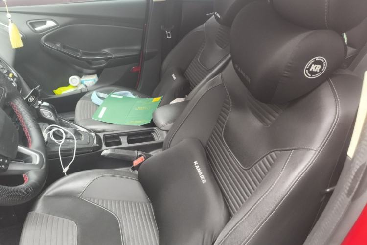 Used Ford Focus 2015 Hatchback 1.6L Automatic Fashion Edition Left Front Seat
