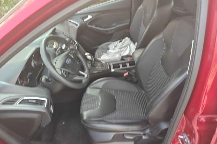 Used Ford Focus 2015 Sedan 1.6L Automatic Trend Model Left Front Seat