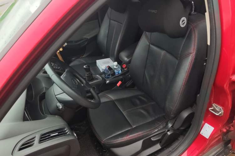 Used Ford Focus 2015 Hatchback 1.6L Manual Fashion Edition Left Front Seat