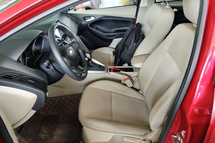 Used Ford Focus 2015 Sedan 1.6L Automatic Comfort Model Left Front Seat