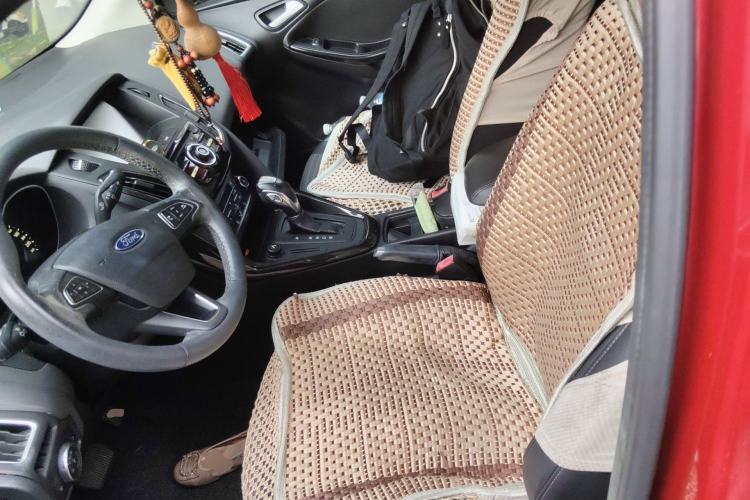 Used Ford Focus 2015 Sedan 1.6L Automatic Trend Model Left Front Seat