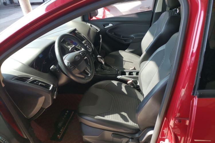 Used Ford Focus 2015 Sedan 1.6L Automatic Trend Model Left Front Seat