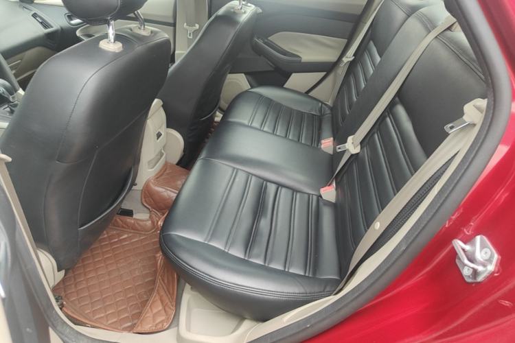 Used Ford Focus 2015 Sedan 1.6L Automatic Comfort Model Left Rear Seat