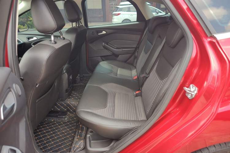 Used Ford Focus 2015 Hatchback EcoBoost 180 Automatic Sport Model Left Rear Seat