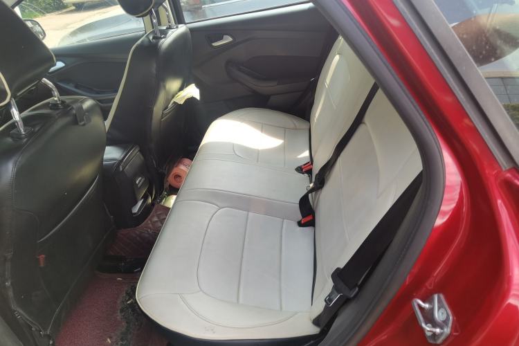 Used Ford Focus 2015 Hatchback 1.6L Automatic Comfort Model Left Rear Seat