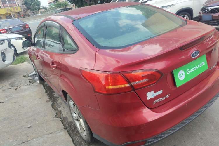 Used Ford Focus 2015 Sedan 1.6L Automatic Comfort Model Left Side