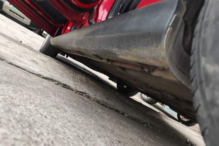 Used Ford Focus 2015 Hatchback 1.6L Automatic Fashion Edition Left Side Sill