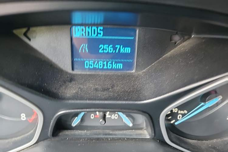 Used Ford Focus 2015 Hatchback 1.6L Automatic Comfort Model Odometer Close Up