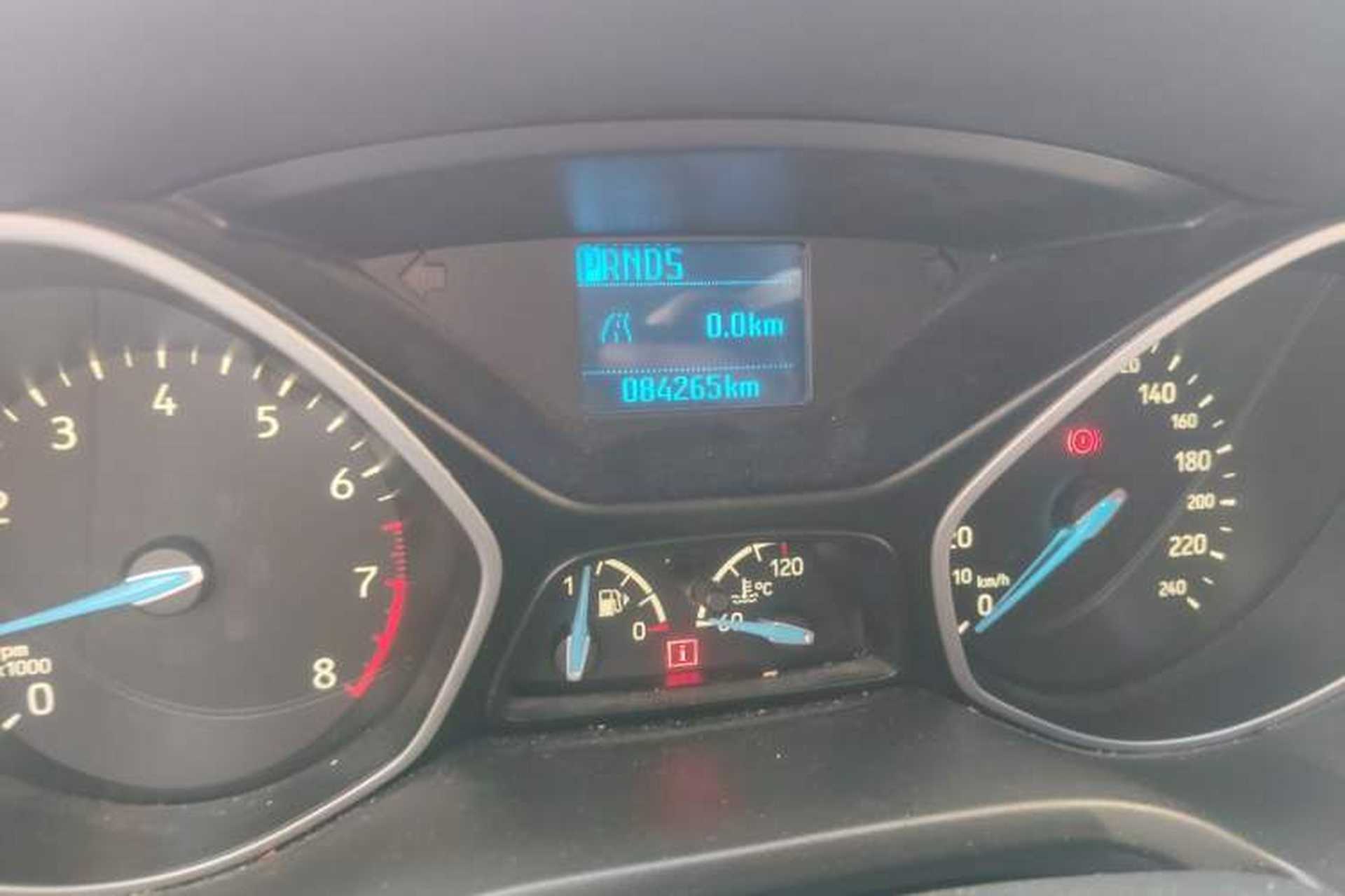 Used Ford Focus 2015 Hatchback 1.6L Automatic Comfort Model Odometer Close Up