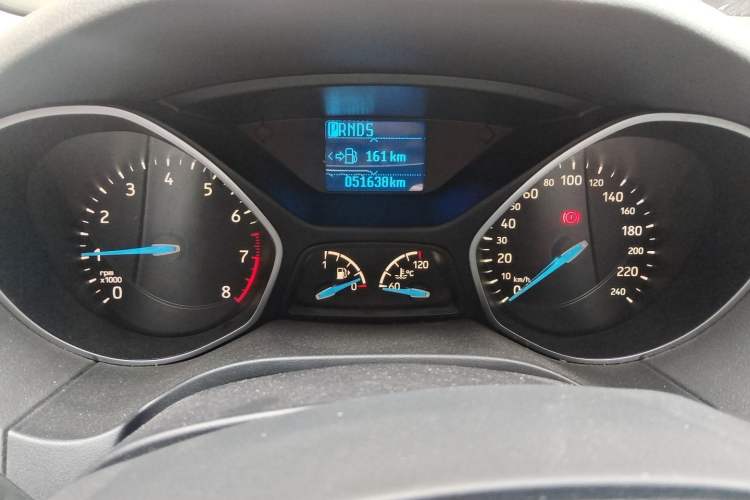 Used Ford Focus 2015 Hatchback 1.6L Automatic Fashion Edition Odometer Close Up