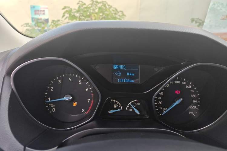 Used Ford Focus 2015 Sedan 1.6L Automatic Trend Model Odometer Close Up