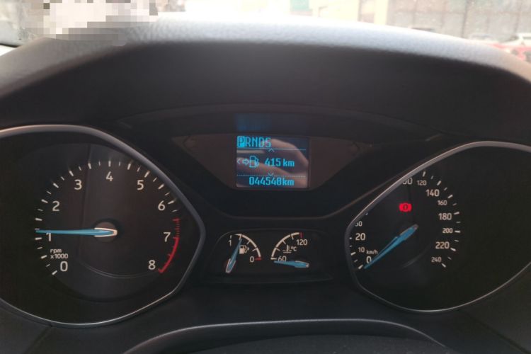 Used Ford Focus 2015 Hatchback 1.6L Automatic Fashion Edition Odometer Close Up
