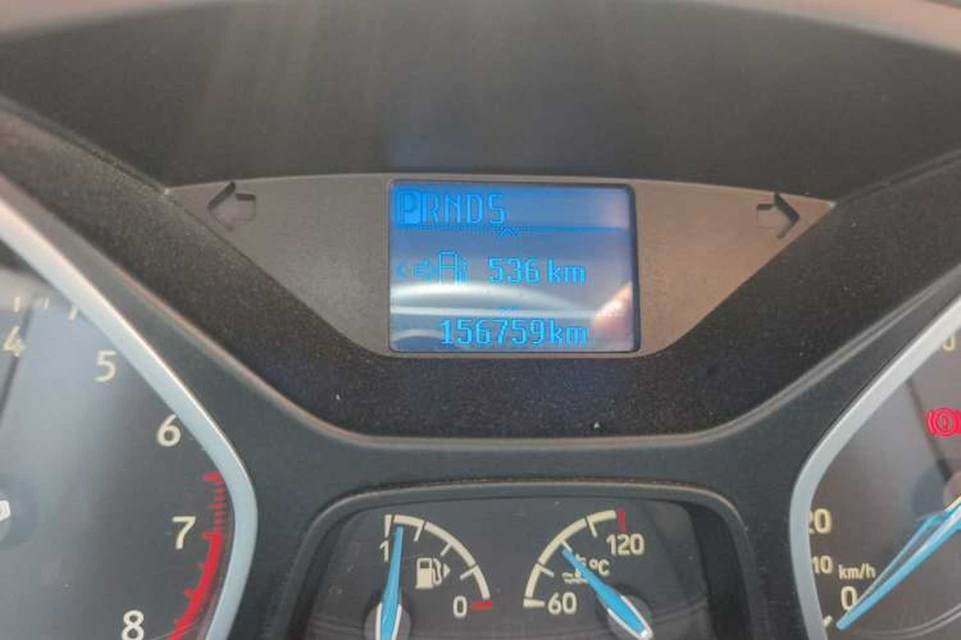 Used Ford Focus 2015 Hatchback 1.6L Automatic Fashion Edition Odometer Close Up