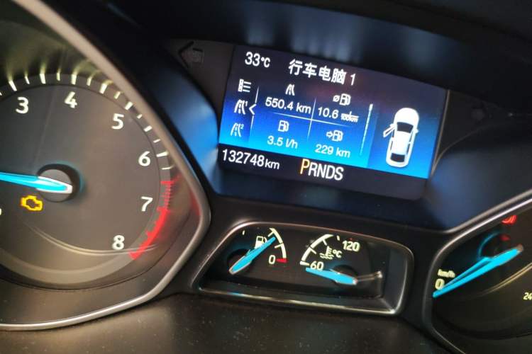 Used Ford Focus 2015 Hatchback EcoBoost 180 Automatic Sport Model Odometer Close Up