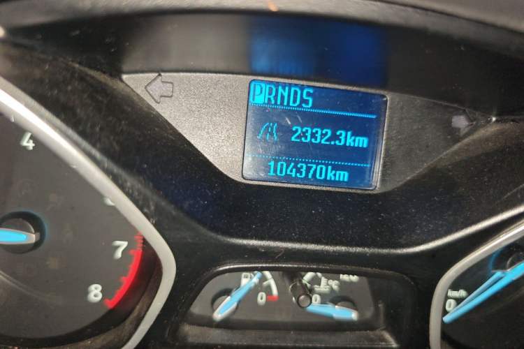 Used Ford Focus 2015 Sedan 1.6L Automatic Comfort Model Odometer Close Up