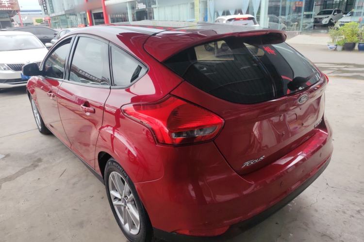 Used Ford Focus 2015 Hatchback 1.6L Automatic Fashion Edition Rear Left 45 Deg