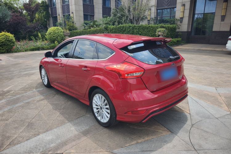 Used Ford Focus 2015 Hatchback EcoBoost 180 Automatic Sport Model Rear Left 45 Deg