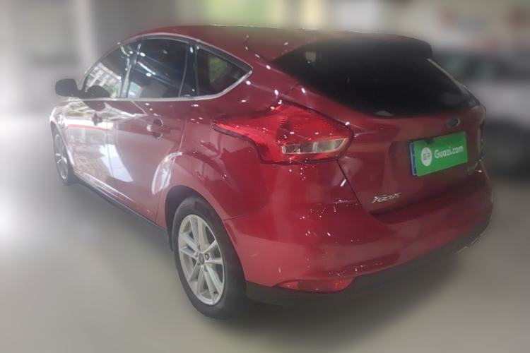 Used Ford Focus 2015 Hatchback EcoBoost 180 Automatic Elite Model Rear Left 45 Deg