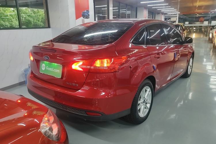 Used Ford Focus 2015 Sedan 1.6L Automatic Trend Model Rear Right 45 Deg