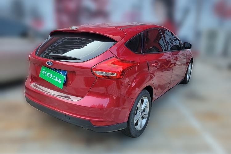 Used Ford Focus 2015 Hatchback 1.6L Automatic Comfort Model Rear Right 45 Deg