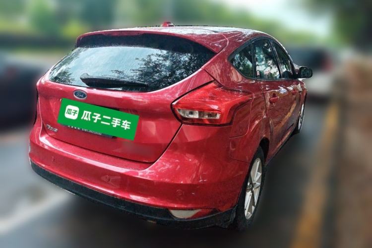 Used Ford Focus 2015 Hatchback 1.6L Automatic Fashion Edition Rear Right 45 Deg