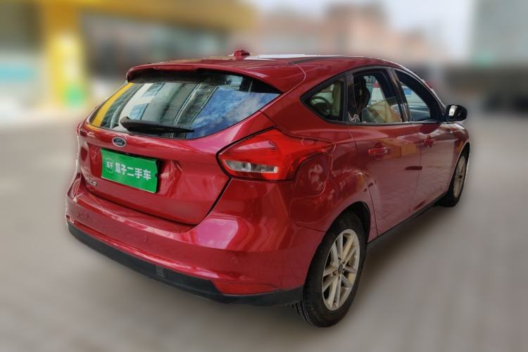Used Ford Focus 2015 Hatchback 1.6L Automatic Fashion Edition Rear Right 45 Deg