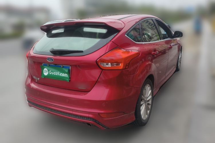Used Ford Focus 2015 Hatchback EcoBoost 180 Automatic Sport Model Rear Right 45 Deg