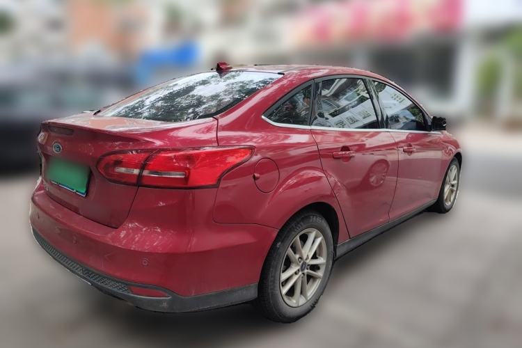 Used Ford Focus 2015 Sedan EcoBoost 180 Automatic Elite Model Rear Right 45 Deg