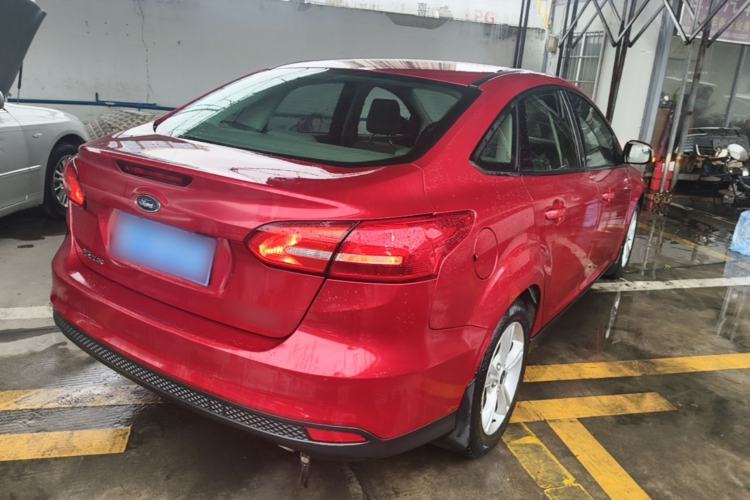 Used Ford Focus 2015 Sedan 1.6L Automatic Comfort Model Rear Right 45 Deg