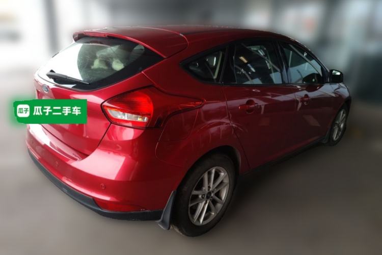 Used Ford Focus 2015 Hatchback 1.6L Automatic Fashion Edition Rear Right 45 Deg