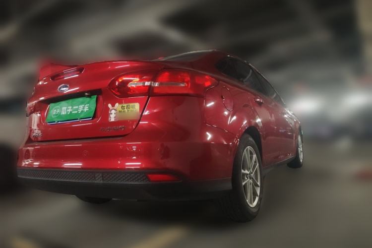 Used Ford Focus 2015 Sedan 1.6L Automatic Trend Model Rear Right 45 Deg