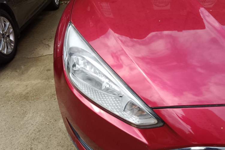 Used Ford Focus 2015 Hatchback 1.6L Automatic Comfort Model Right Front Headlight