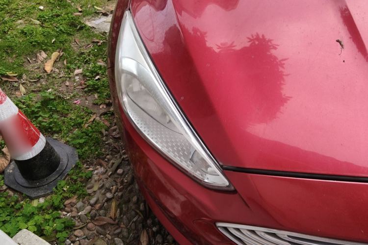 Used Ford Focus 2015 Sedan 1.6L Automatic Trend Model Right Front Headlight