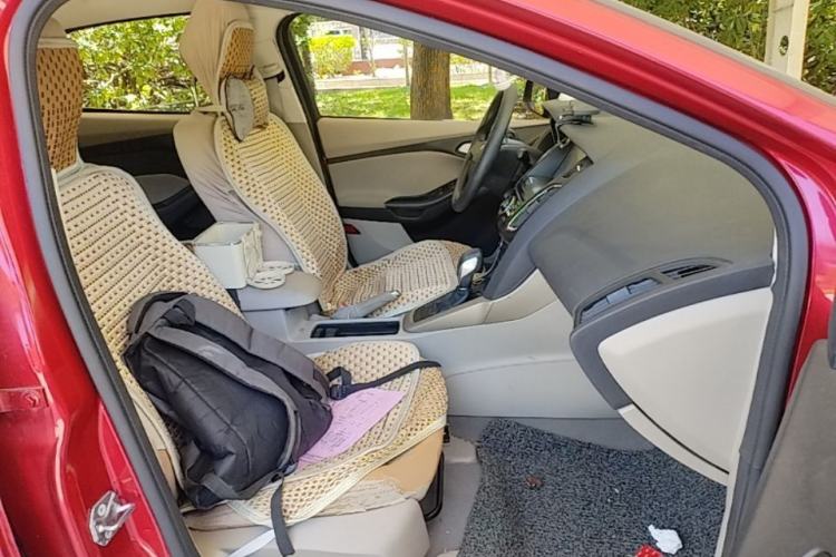 Used Ford Focus 2015 Sedan 1.6L Automatic Comfort Model Right Front Seat