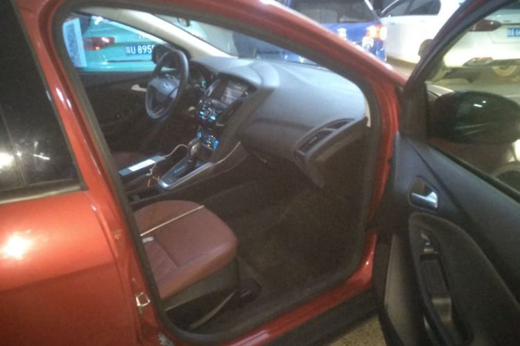 Used Ford Focus 2015 Hatchback 1.6L Automatic Comfort Model Right Front Seat
