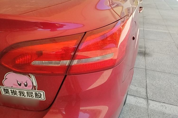 Used Ford Focus 2015 Sedan 1.6L Automatic Comfort Model Right Rear Taillight