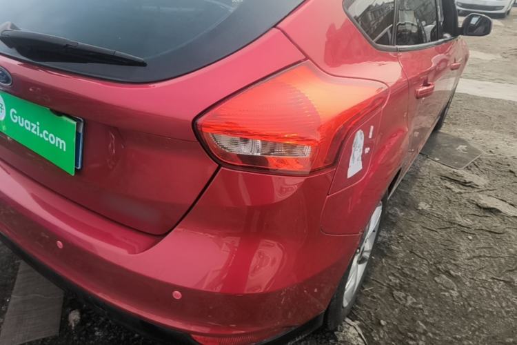 Used Ford Focus 2015 Hatchback 1.6L Manual Comfort Edition Right Rear Taillight