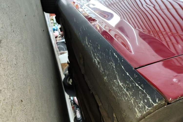 Used Ford Focus 2015 Hatchback EcoBoost 125 Automatic Supreme Style Edition Right Side Sill