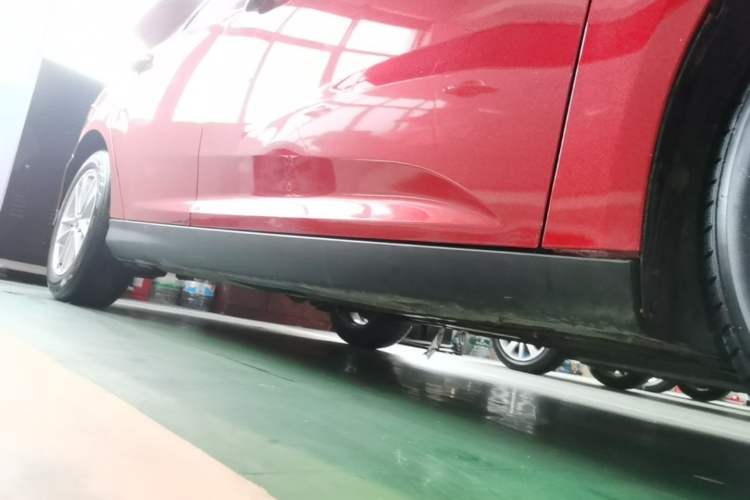 Used Ford Focus 2015 Sedan 1.6L Automatic Trend Model Right Side Sill