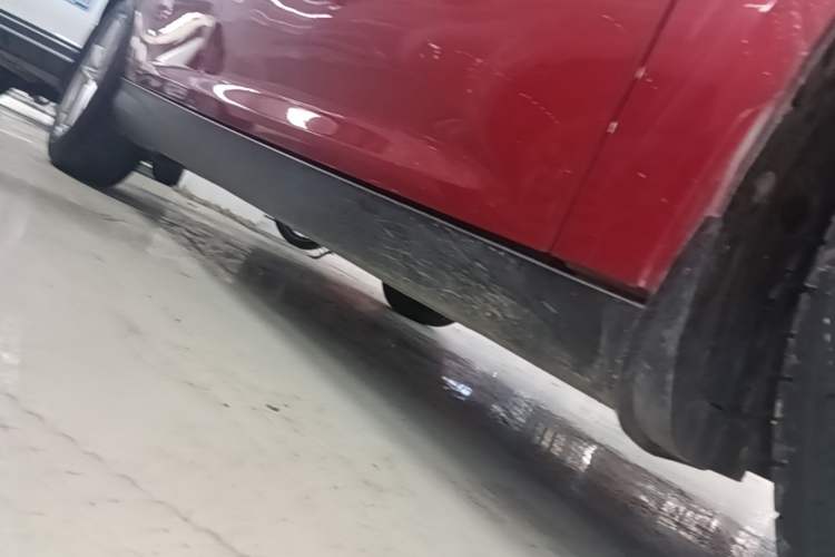 Used Ford Focus 2015 Hatchback EcoBoost 180 Automatic Elite Model Right Side Sill