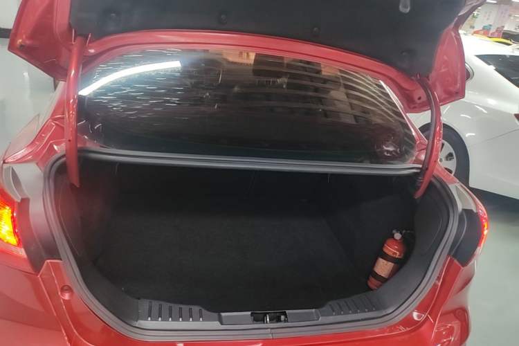 Used Ford Focus 2015 Sedan 1.6L Automatic Trend Model Trunk