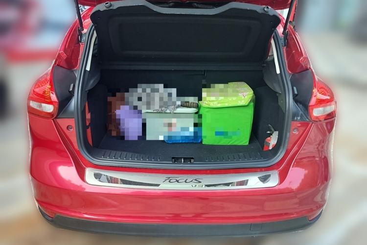 Used Ford Focus 2015 Hatchback 1.6L Automatic Comfort Model Trunk