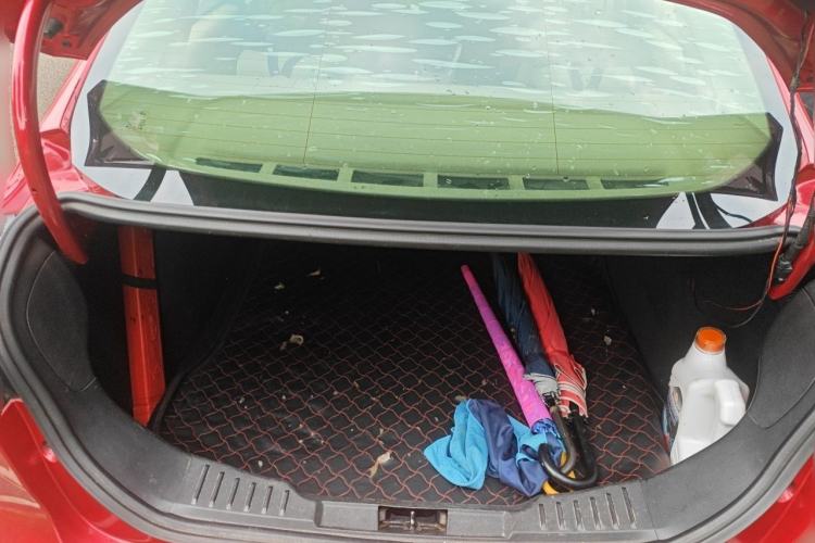 Used Ford Focus 2015 Sedan 1.6L Manual Comfort Model Trunk