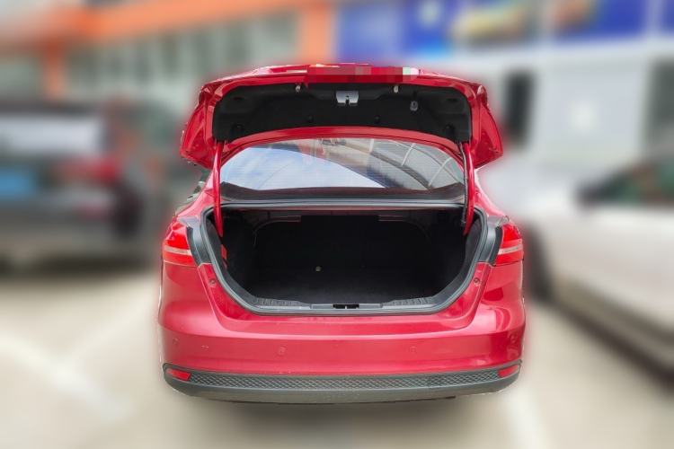 Used Ford Focus 2015 Sedan 1.6L Automatic Trend Model Trunk