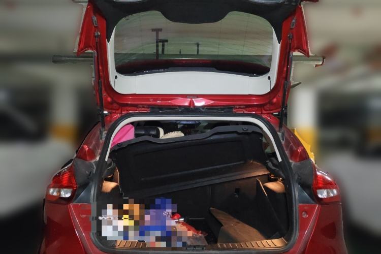 Used Ford Focus 2015 Hatchback 1.6L Automatic Fashion Edition Trunk