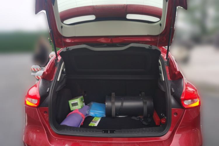 Used Ford Focus 2015 Hatchback EcoBoost 180 Automatic Sport Model Trunk