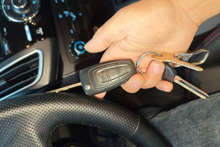 Used Ford Focus 2015 Hatchback 1.6L Automatic Comfort Model Vehicle Key