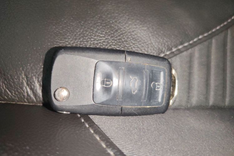 Used Ford Focus 2015 Hatchback 1.6L Automatic Fashion Edition Vehicle Key