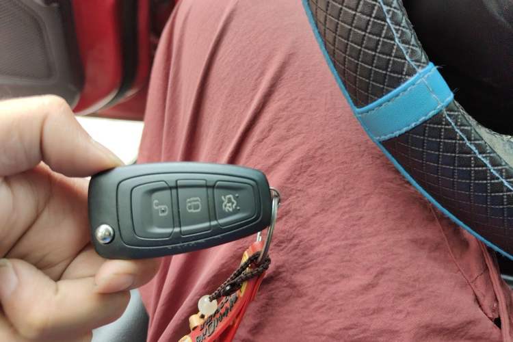 Used Ford Focus 2015 Sedan EcoBoost 180 Automatic Elite Model Vehicle Key