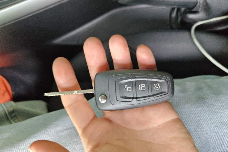 Used Ford Focus 2015 Hatchback 1.6L Automatic Comfort Model Vehicle Key